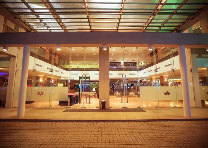 Long Beach Hotel